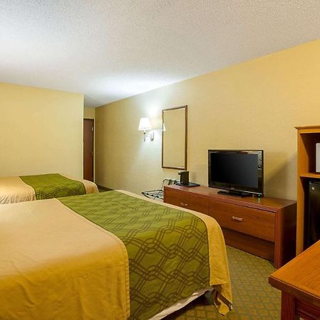 Rodeway Inn&Suites Kearney Exterior foto