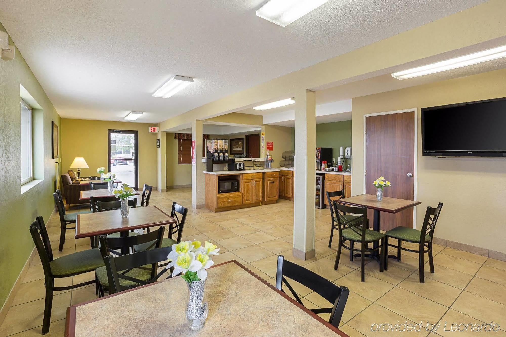 Rodeway Inn&Suites Kearney Exterior foto