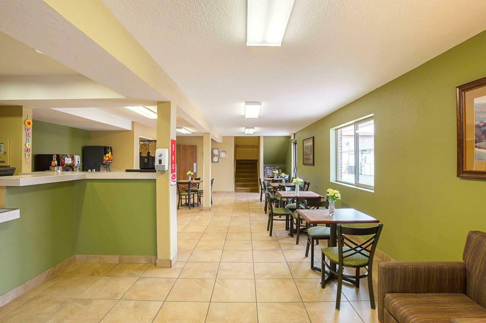 Rodeway Inn&Suites Kearney Exterior foto