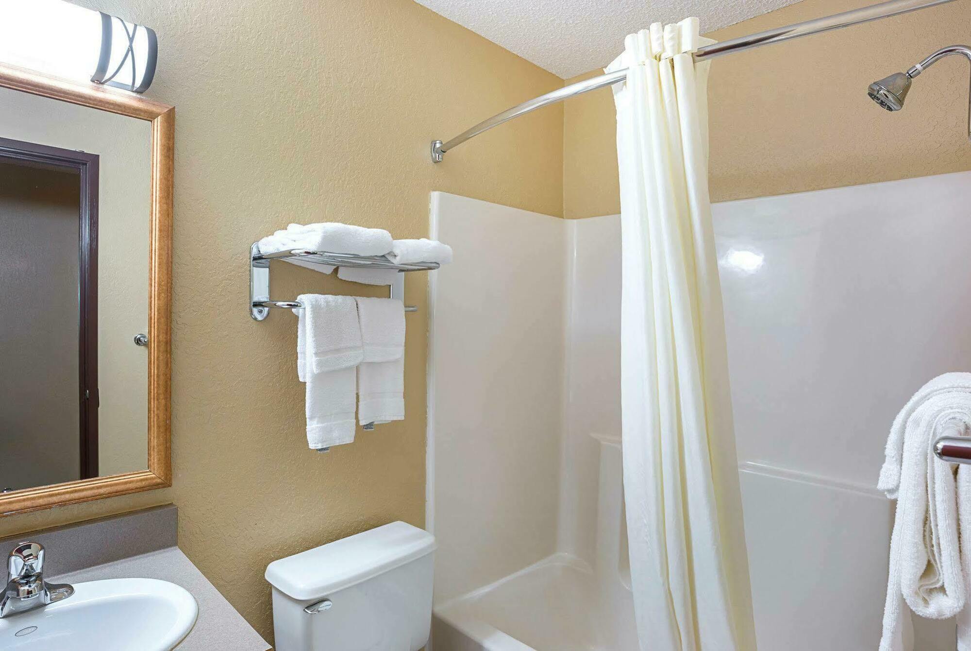Rodeway Inn&Suites Kearney Exterior foto